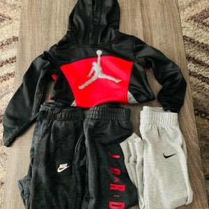 Jordan/Nike mix set size 4T